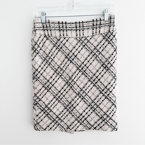 White House Black Market Tweed Pencil Skirt - Picture 8 of 8